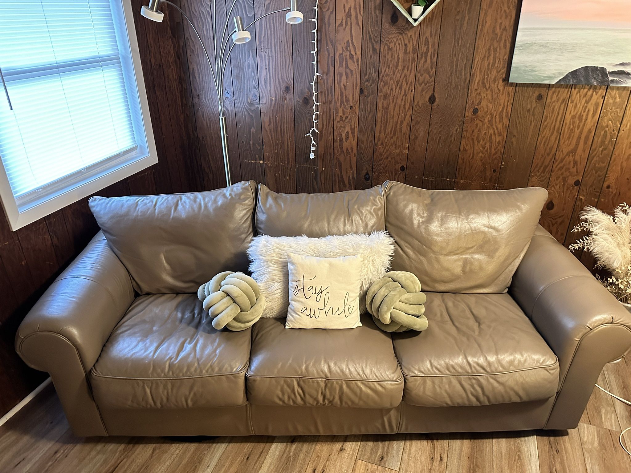 Living Room and Kitchen Furniture For Sale!