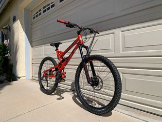 Mongoose Teocali Comp Hydraulic Disc Full Suspension Bike -