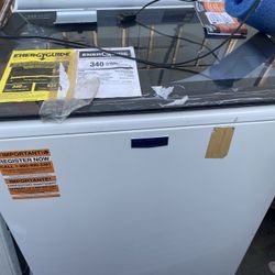 Maytag Washer Works Needs The Lock So It Can Wash Excellent Washer Don’t Have Time To Fix Lock Cost 30:00 Seling For 150.00 Obo Offer 