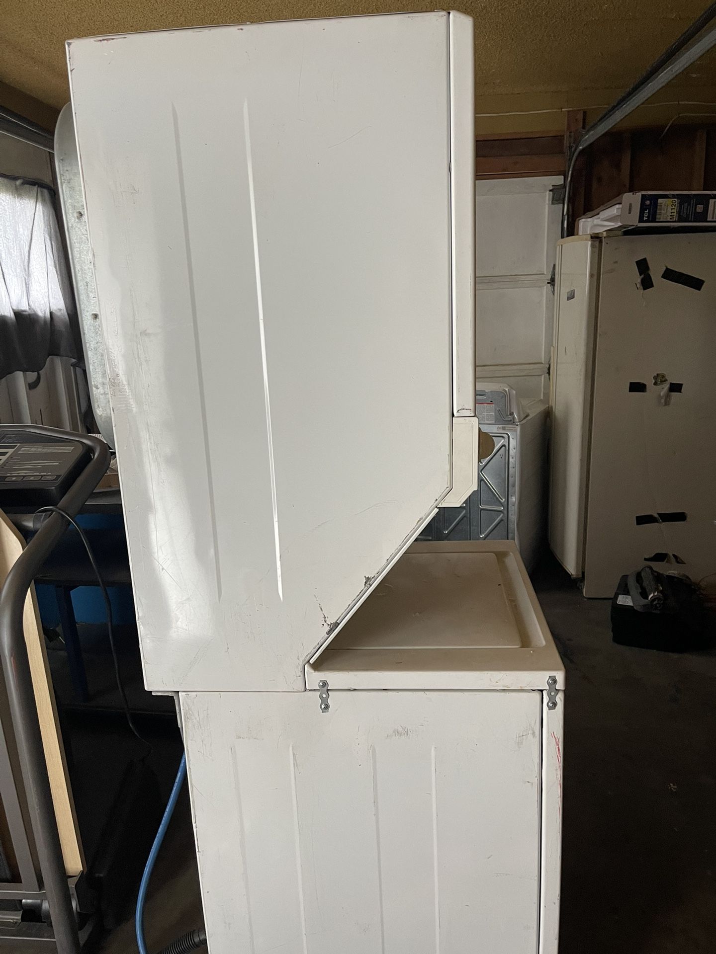 Stalked Washer dryer