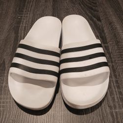 Adidas Sandals Size 9