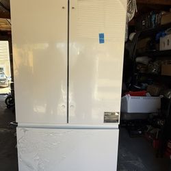 BRAND NEW Whirlpool Refrigerator – WHITE 🔥