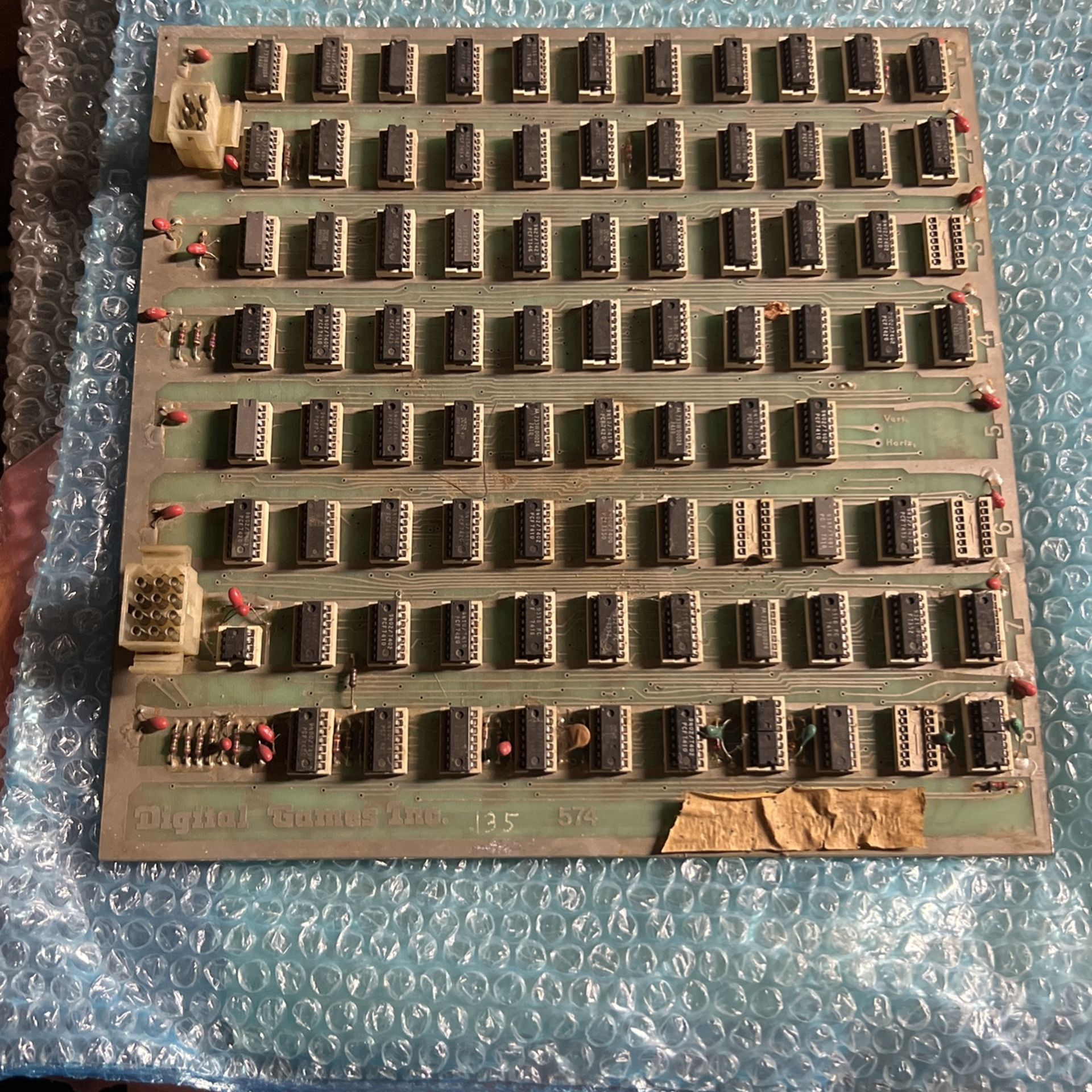 Untested Digital games Inc 574 knockout ? Arcade Video Game Pcb Mother Board B32