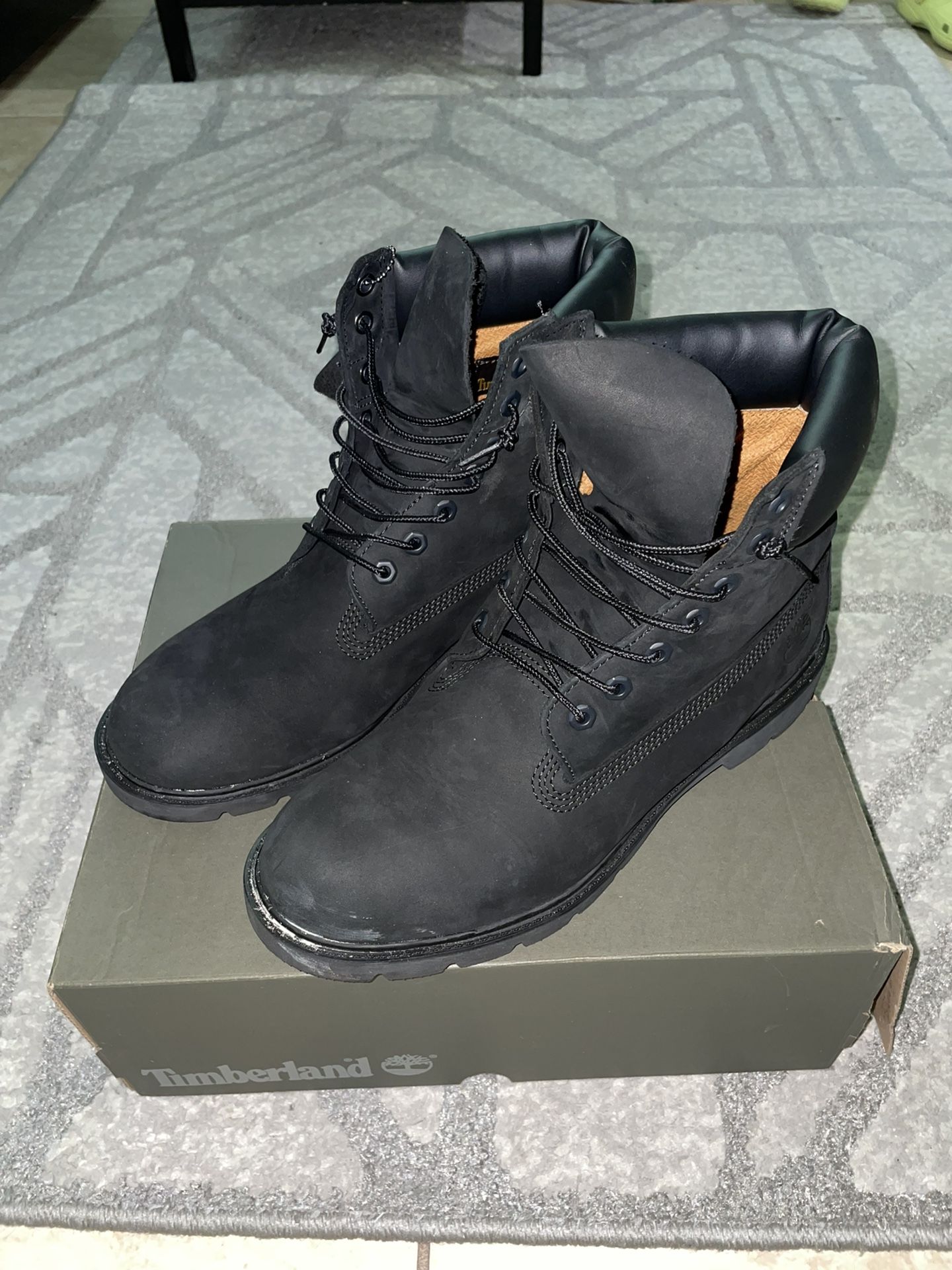 Timberland Classic 6” Waterproof Boot “Black Nubuck”