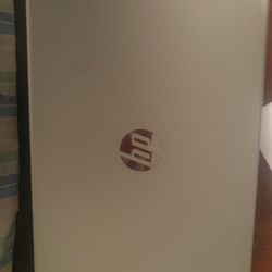 NEW HP LAPTOP RYZEN 5 TOUCHSCREEN