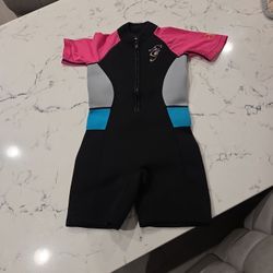 SEAVENGER WETSUIT SIZE 6/6X KIDS SEE DESCRIPTION 
