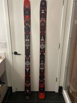 Skis