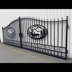 20' farm Driveway Gate $1650  ' delivery available 