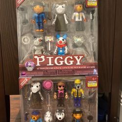 Piggy Action Figures