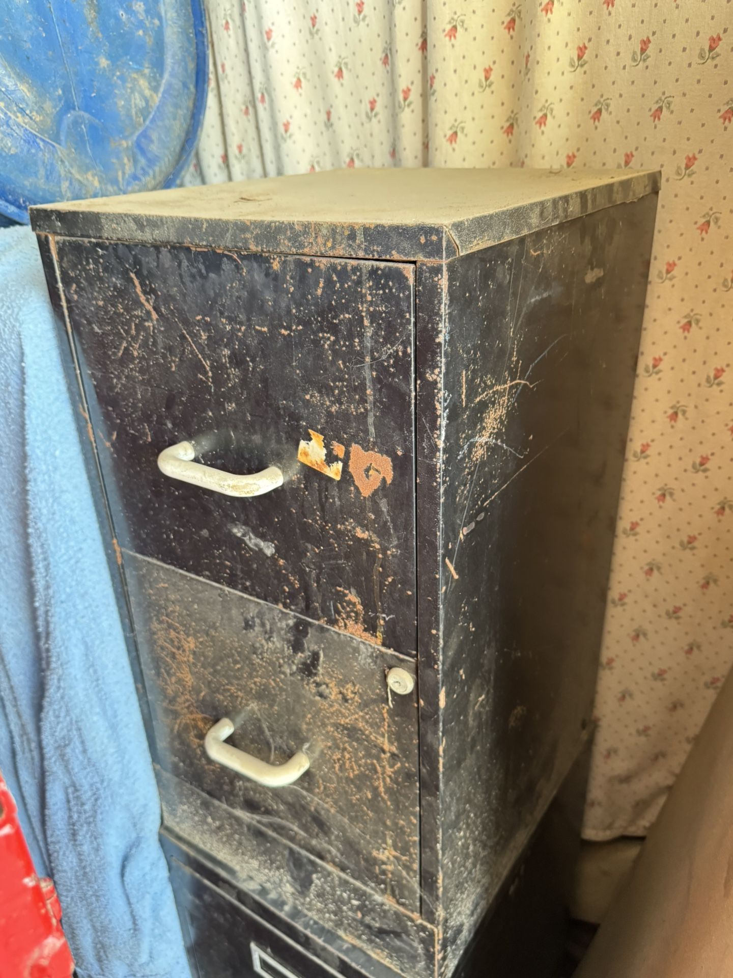 File Cabinet Two Drawer
