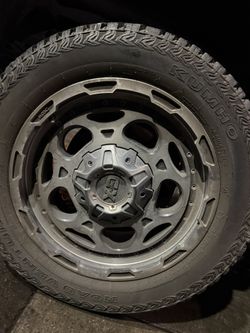Kmc Xd Wheels 20” With Tires