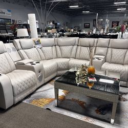 Stunning Leather Reclining Sectional! $2599 🏠☎️⭐️