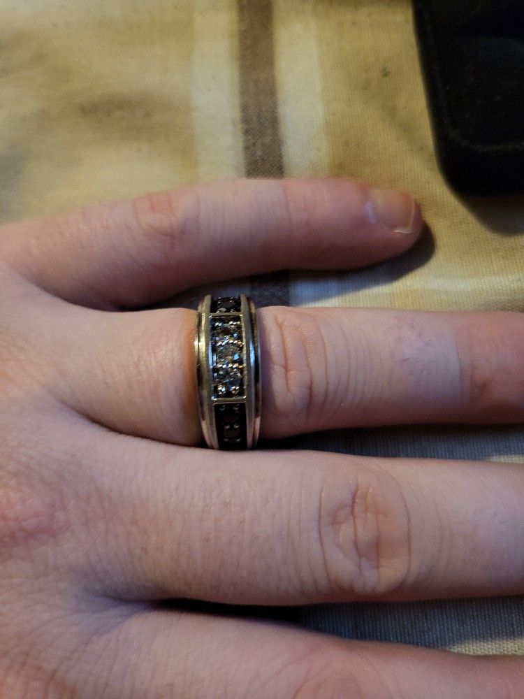 Men's Wedding Band
