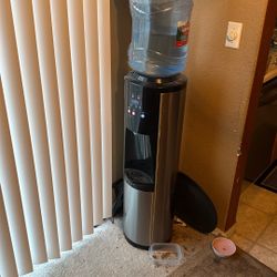 Water Dispenser