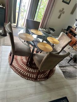 Round Glass Top Table Set