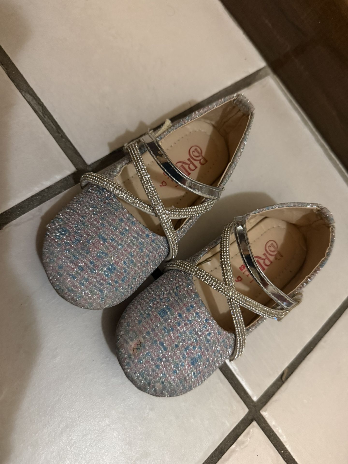 Girls' Glittery Silver Shoes