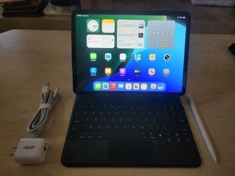 Apple IPad Pro 11" With Magic Keyboard, Apple Pencil, & Charger $449