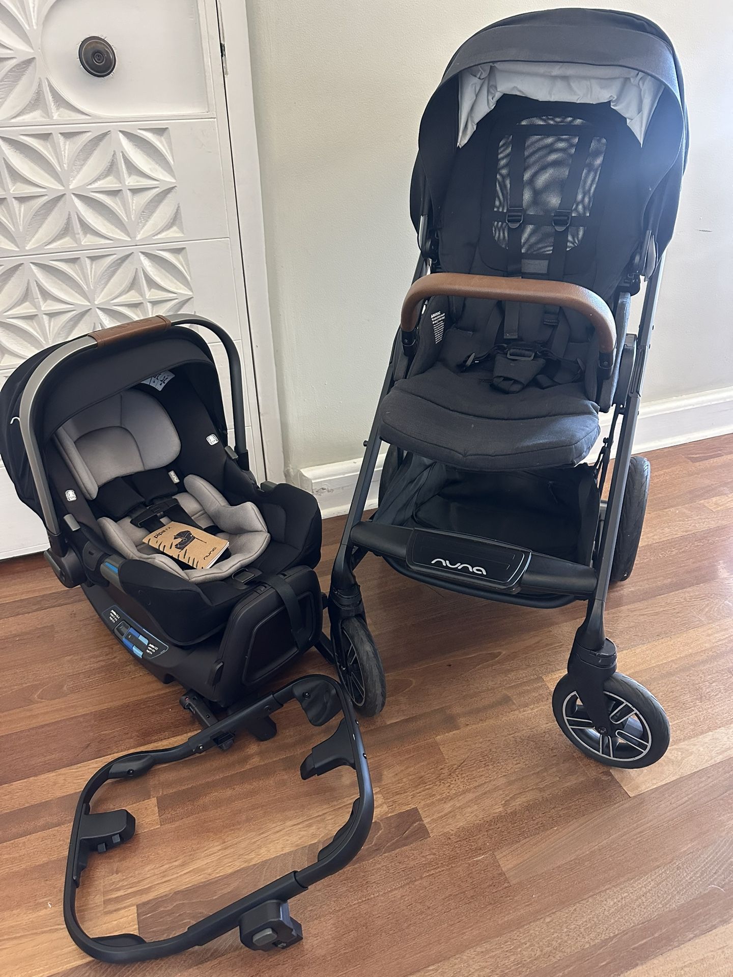 Nuna Mixx Next And Pipa Carseat And Pipa Rx Base