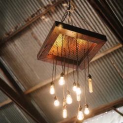 Rustic Wood Chandelier With Vintage -style Lightbulbs