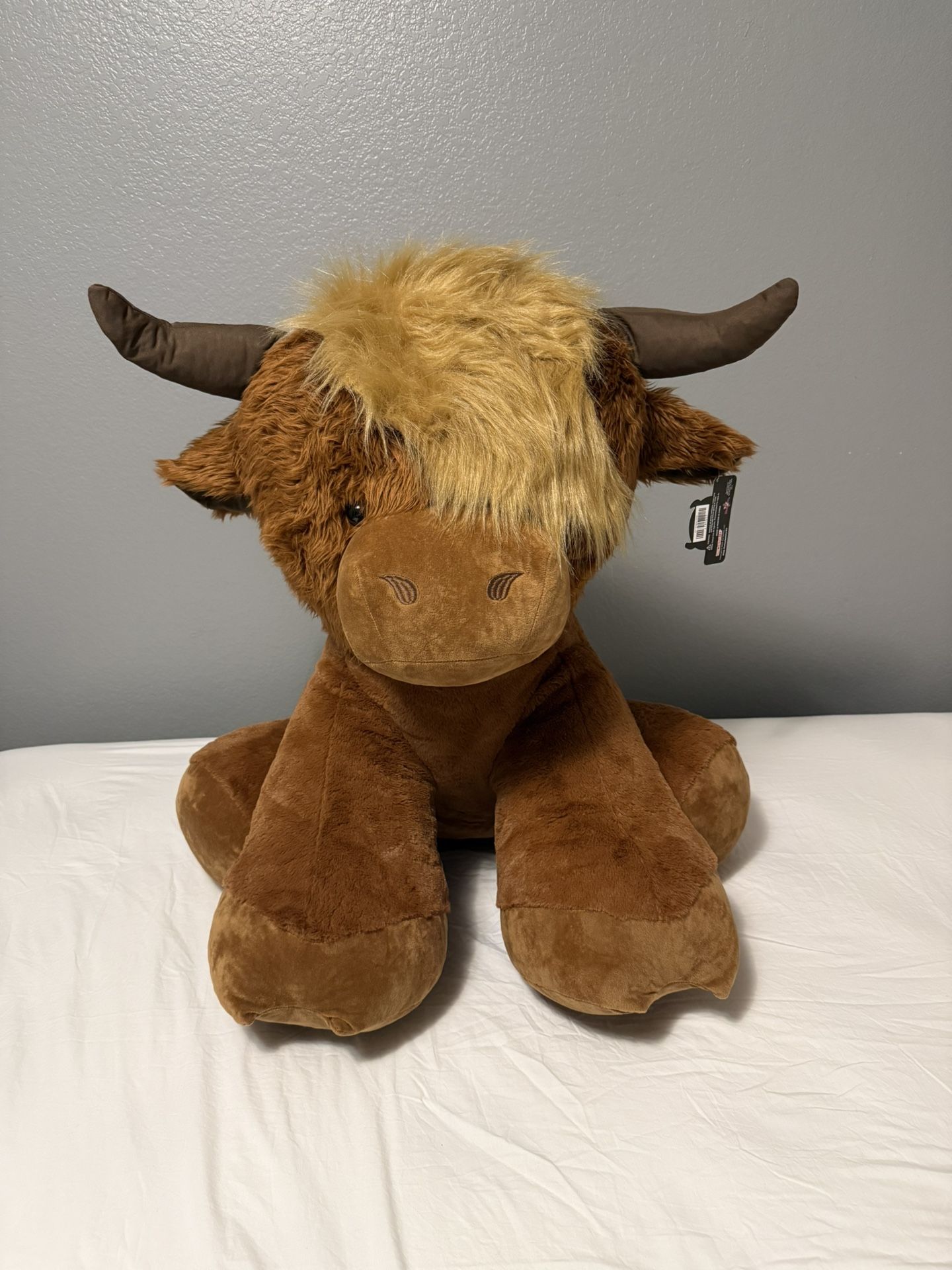30" Sitting Highland Cow With Fluffy Hair , Stuffed Animal