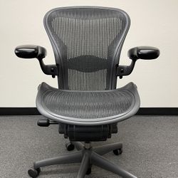 Herman Miller Aeron Size A Fully Loaded