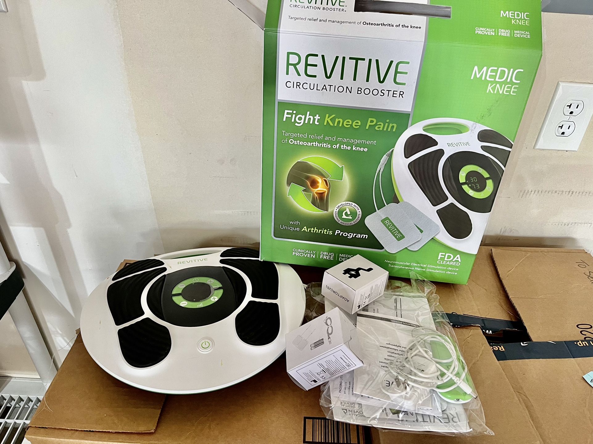 Revitive Circulation Booster Medic Knee **NEW (Open Box)**