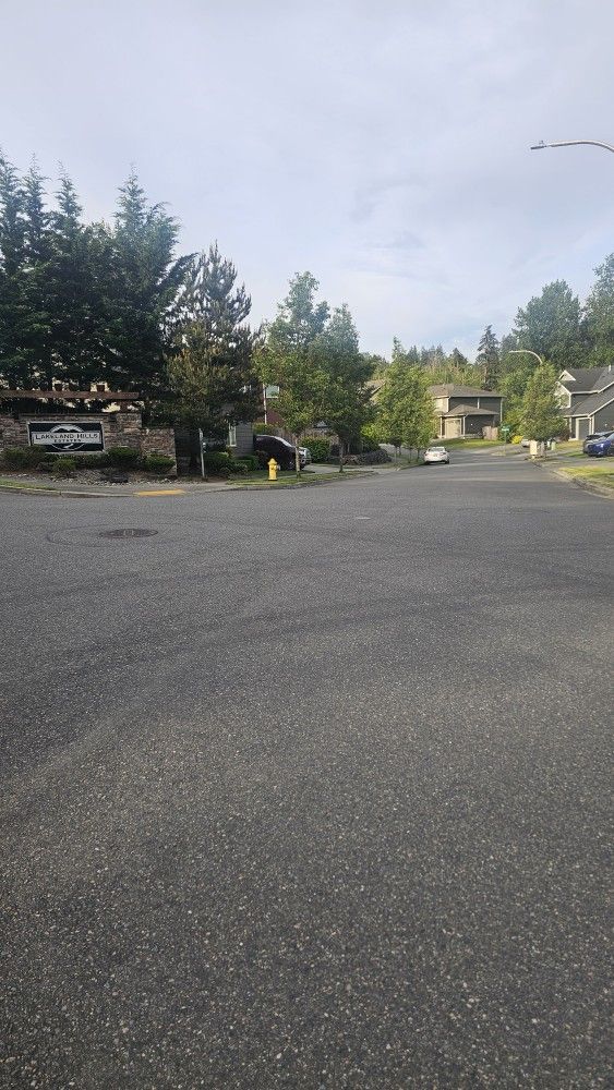 Yard Sale, 5/10/2025. Lakeland Hills Estates in Auburn, WA