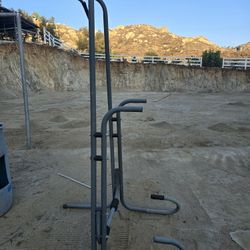 Pull Up Bar
