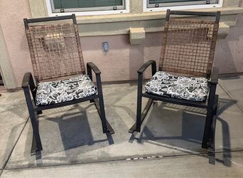 Set of 2 Patio Chairs