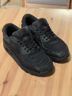 Shoes size 10