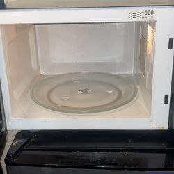 Oster Microwave 
