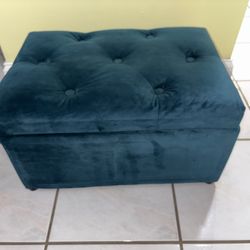 small tufted storage ottoman slight imperfections $35