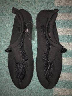 Size 9 - 10 Beach Wear And Water Sport Shoes Brand New With Tags On