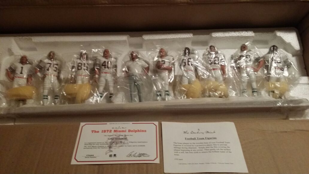Danbury Mint1972 Miami Dolphins for Sale in Coral Springs, FL - OfferUp