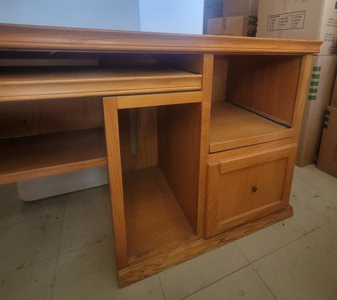 Oak Solid Desk w File Drawer
