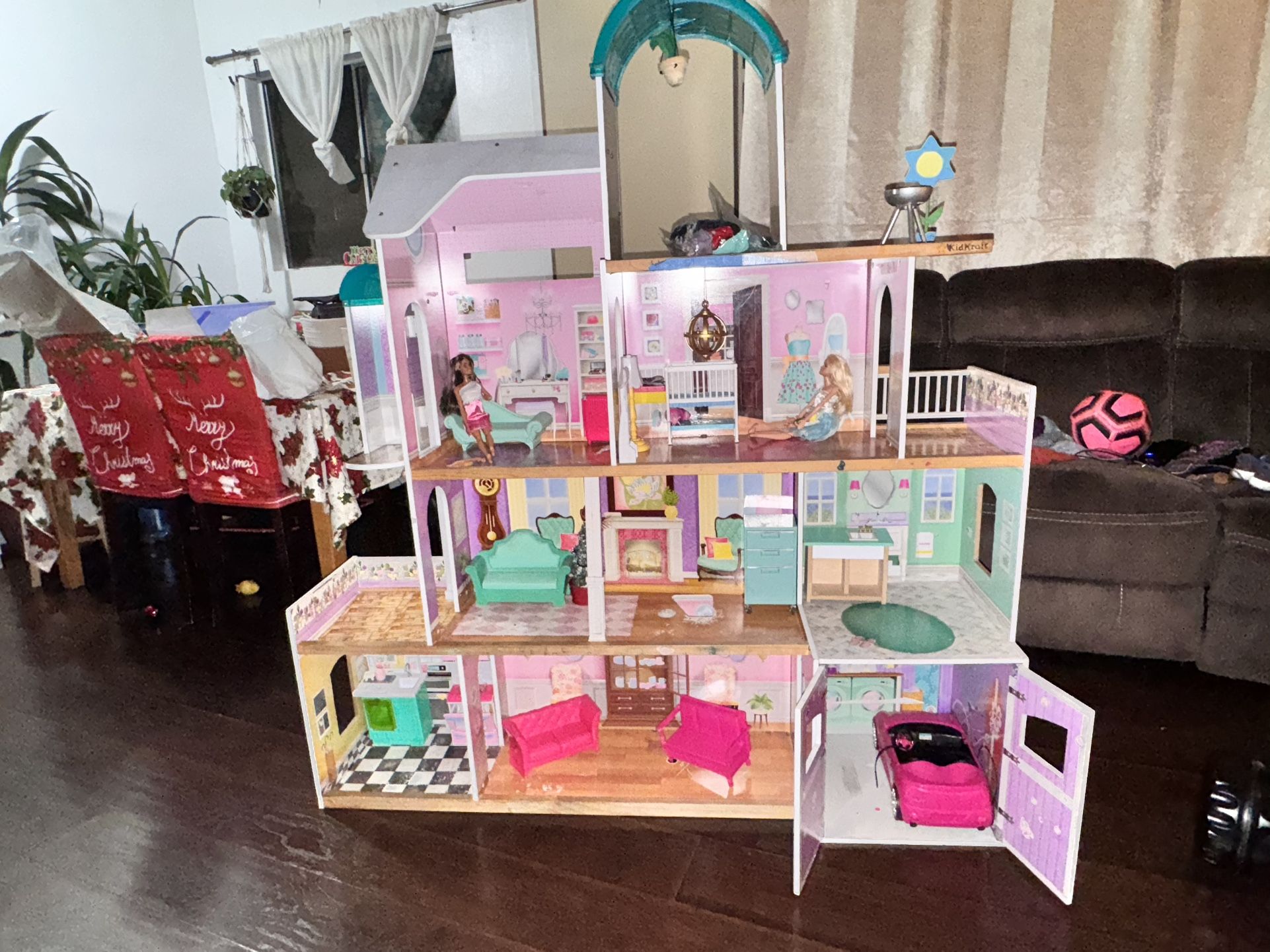 Barbie House