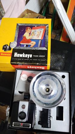 Hawkeye Brownie Flash Outlet Camera