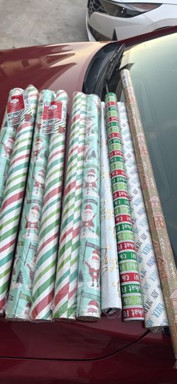 Paper Wrapping Christmas