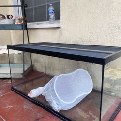 40 Gallon Reptile Tank In Great Condition