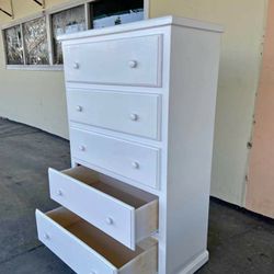Pinewood White 5 Drawers New $369