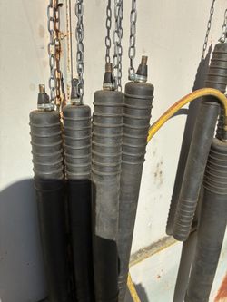 Plumbing test plugs