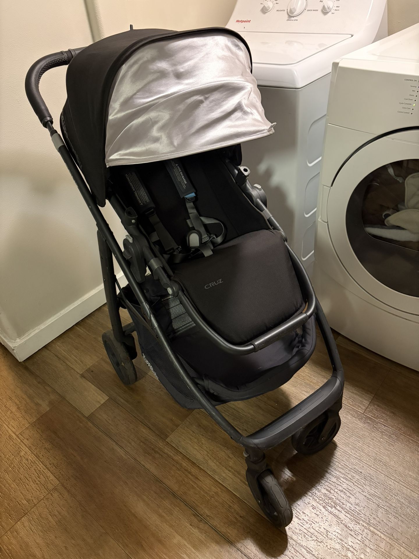 UPPAbaby Cruz Stroller + Bug Shield