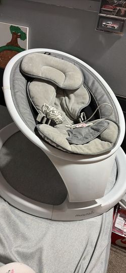 Baby swing