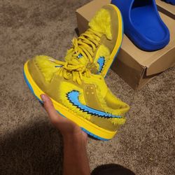 Nike Sb Grateful Dead Dunks Size 8.5