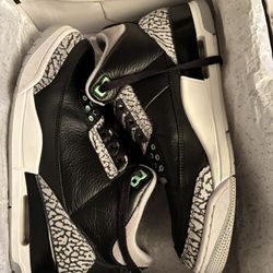Jordan 3 Retros - Great condition