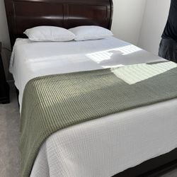 Queen-sized, Wooden Bed frame! 