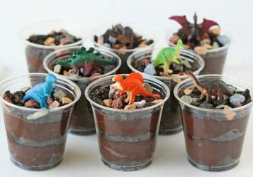 Dinosours pudding