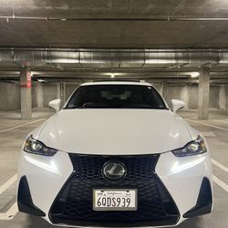 2019 Lexus IS