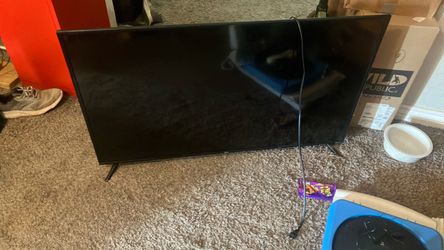 Tv broken just needs a new power distributed