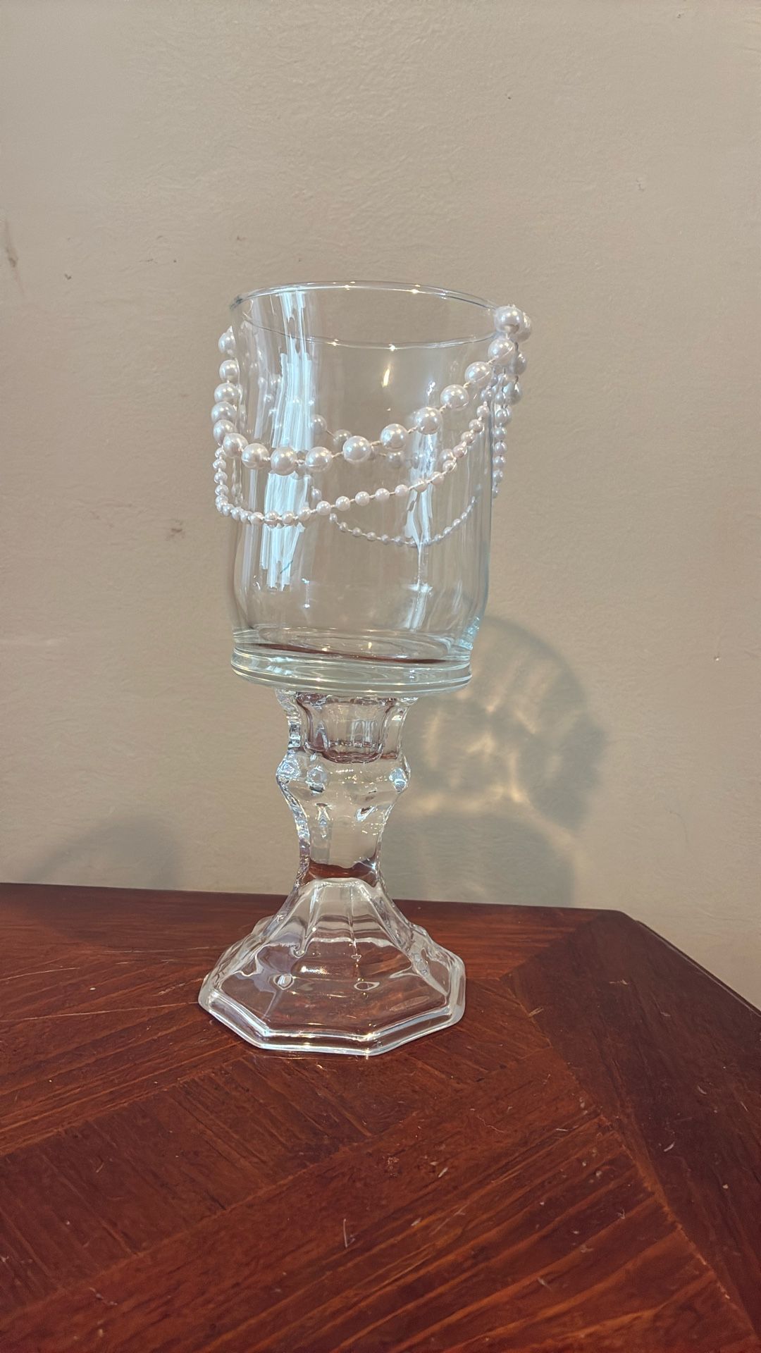 Glass centerpieces